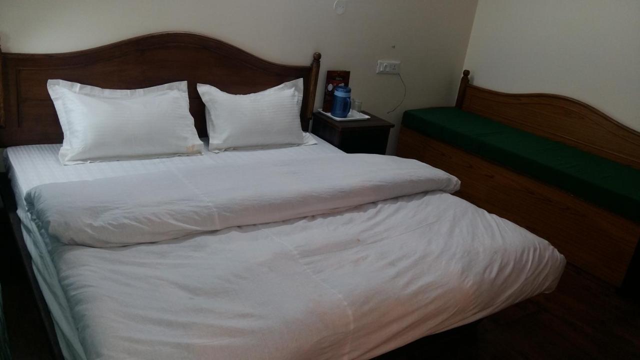 Hotel Le Talbot Shimla Exterior foto