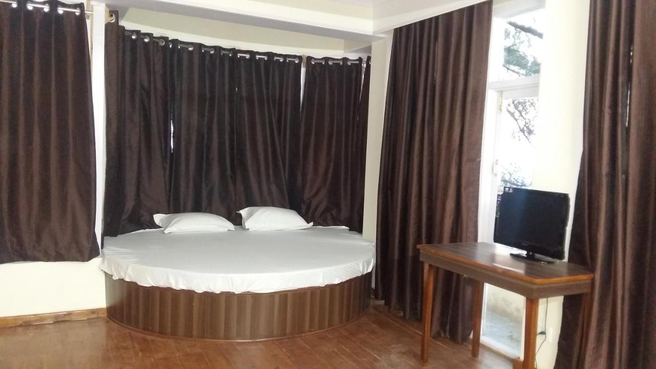 Hotel Le Talbot Shimla Exterior foto